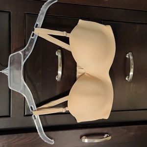 Victoria's Secret Body by Victoria Convertible Bra